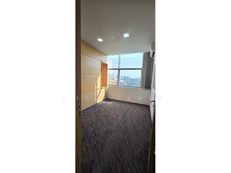 Wcega Tower, 21 Bukit Batok Crescent, 1,100 sqft, Light Industrial (B1) For Rent, by Chew Karin, 60181730 - Bedroom - CommercialGuru.com.sg