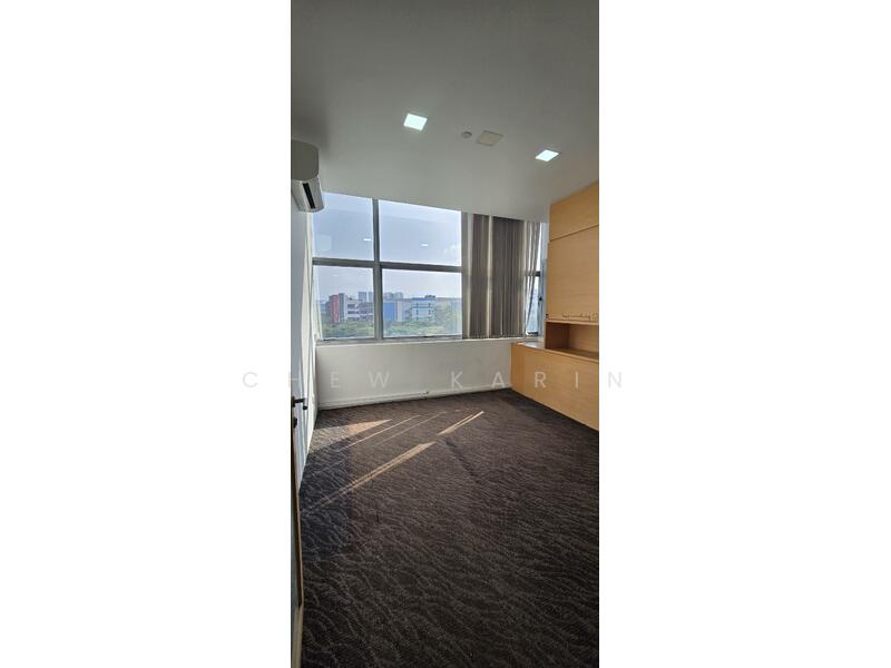 Wcega Tower, 21 Bukit Batok Crescent, 1,100 sqft, Light Industrial (B1) For Rent, by Chew Karin, 60181730 - Study - CommercialGuru.com.sg