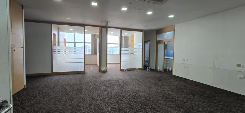 Wcega Tower, 21 Bukit Batok Crescent, 1,100 sqft, Light Industrial (B1) For Rent, by Chew Karin, 60181730 - CommercialGuru.com.sg