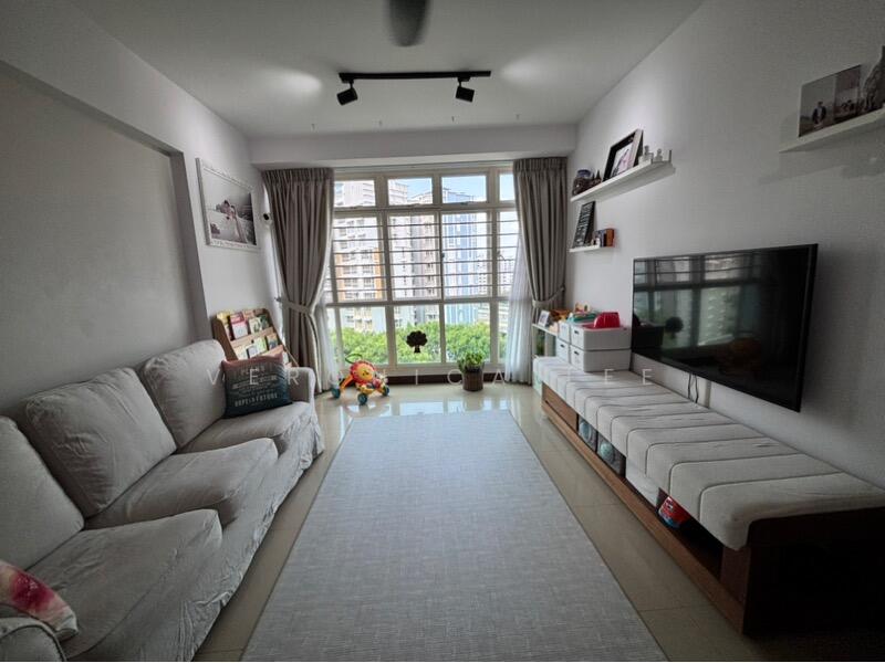 For Sale - 266A Compassvale Bow