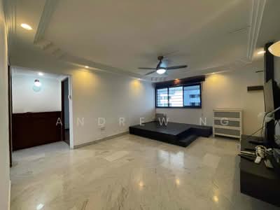 For Sale - 302 Clementi Avenue 4