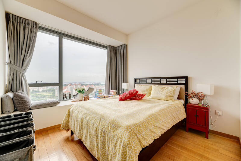 Master bedroom with sea view