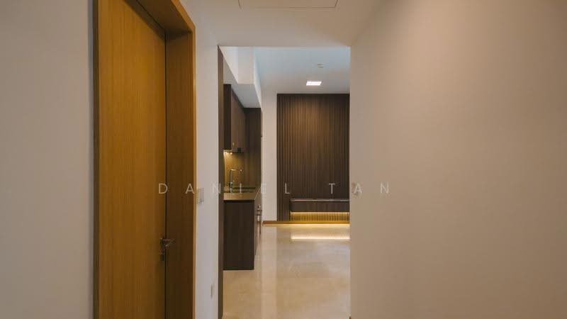 Fyve Derbyshire, 5 Derbyshire Road, Newton / Novena, 2 Bedrooms, 657 sqft, Condominium For Sale, by Daniel Tan, 60181934 - Corridor - PropertyGuru.com.sg