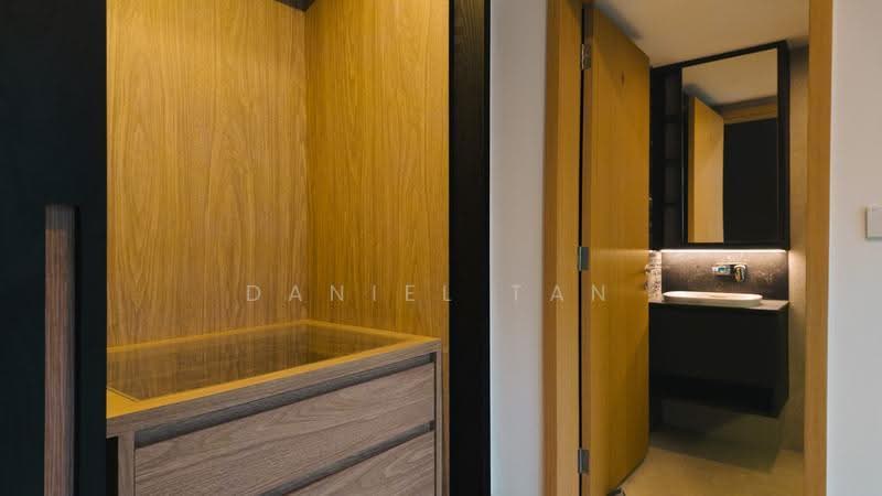 Fyve Derbyshire, 5 Derbyshire Road, Newton / Novena, 2 Bedrooms, 657 sqft, Condominium For Sale, by Daniel Tan, 60181934 - Bathroom - PropertyGuru.com.sg