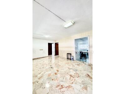 For Sale - 218 Serangoon Avenue 4