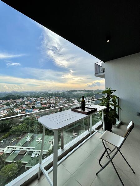 For Sale - Thomson Three