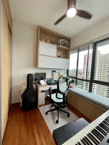 For Sale - Thomson Three