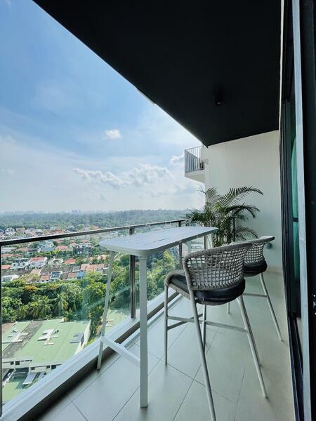 For Sale - Thomson Three