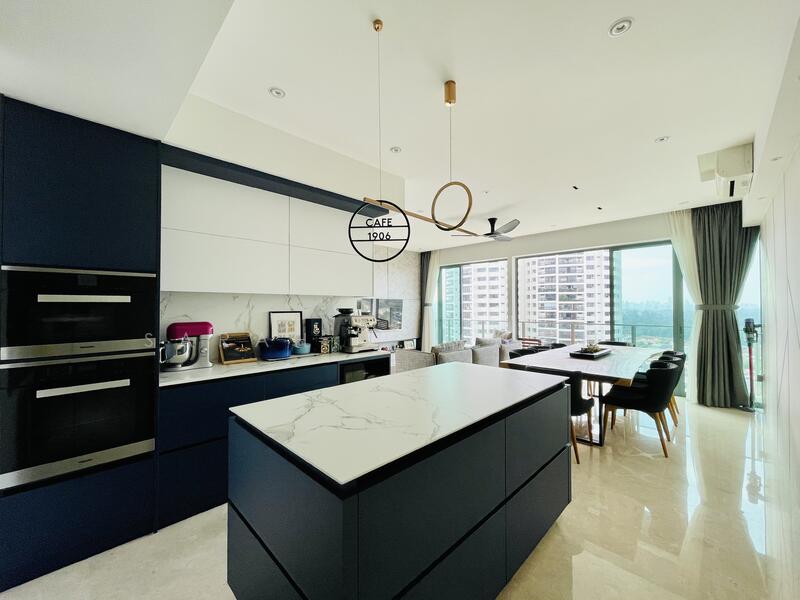 For Sale - Thomson Three