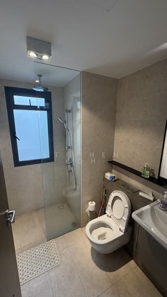 38 Jervois, 38 Jervois Road, Room Rental, 180 sqft, Condominium For Rent, by Stephen Koh, 60182030 - Bathroom - PropertyGuru.com.sg