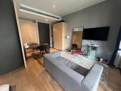 For Rent - OUE Twin Peaks