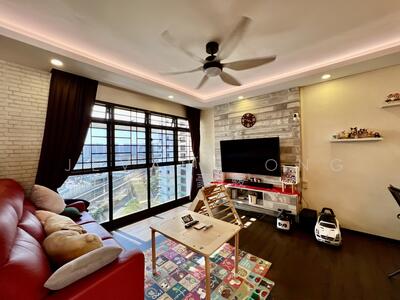 For Sale - 305D Anchorvale Link