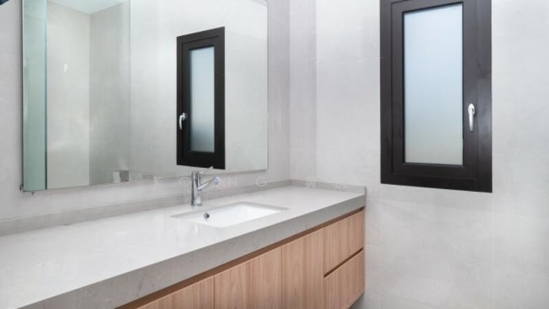 Ensuite Bathroom for level 2