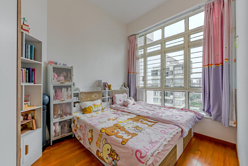 For Sale - Crystal Rhu