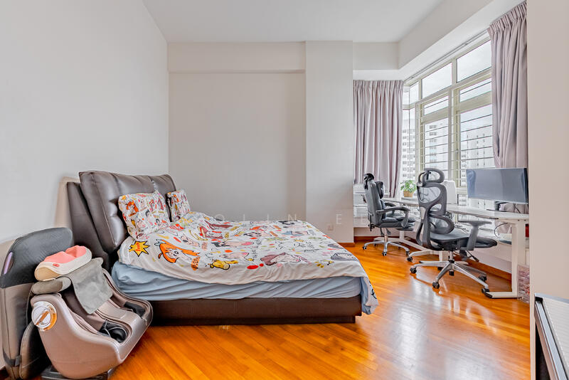 For Sale - Crystal Rhu