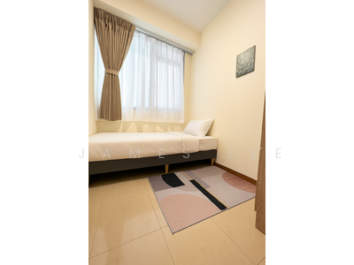 For Rent - The Lakeshore