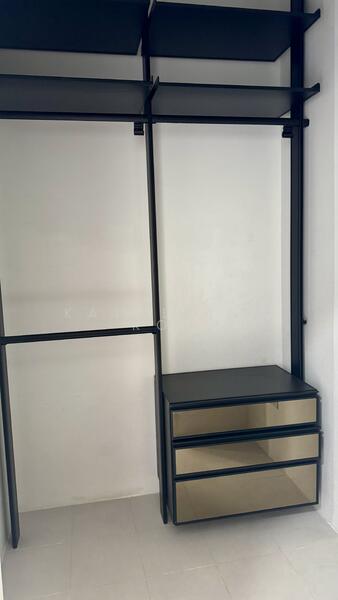 One Dusun Residences Condominium For Sale at S$ 1,250,000 | PropertyGuru Singapore - Nice huge walk in wardrobe