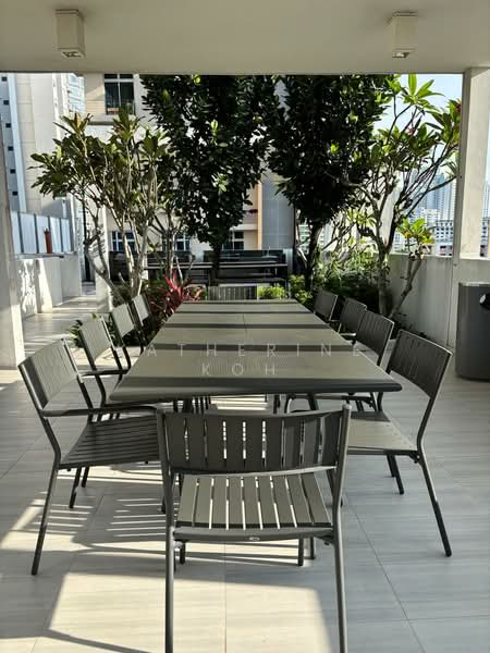 One Dusun Residences Condominium For Sale at S$ 1,180,000 | PropertyGuru Singapore - Exterior