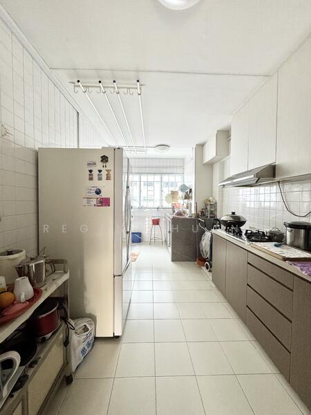 For Rent - 881 Tampines Street 84