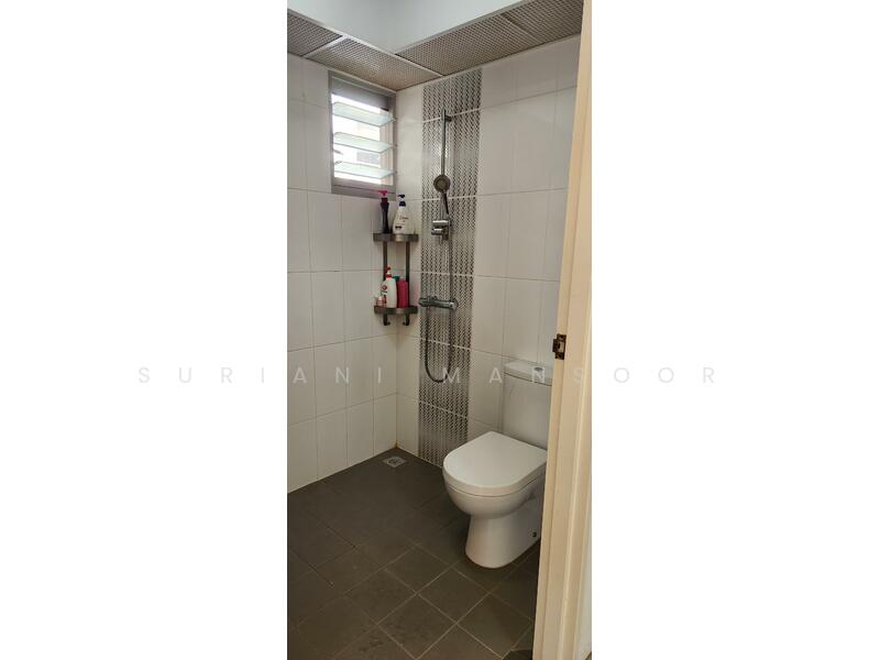 For Sale - 784C Woodlands Rise