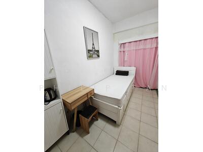 For Rent - Cavenagh Gardens