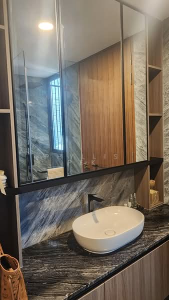 Grange 1866, 74 Grange Rd, 1 Bedroom, 527 sqft, Condominium For Sale, by Phyllis Pek, 60182635 - Bathroom - PropertyGuru.com.sg