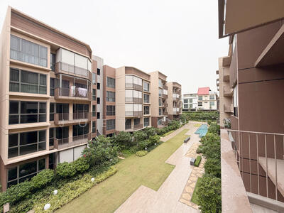 For Rent - The Watergardens at Canberra