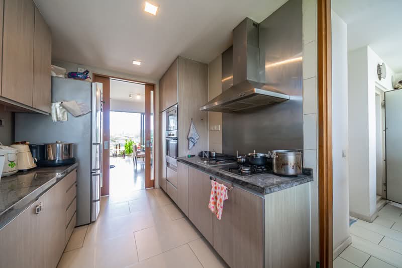 The Seafront on Meyer Condominium For Sale at S$ 4,100,000 | PropertyGuru Singapore - Kitchen