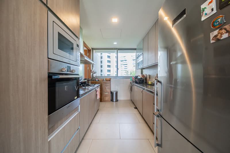 The Seafront on Meyer Condominium For Sale at S$ 4,100,000 | PropertyGuru Singapore - Kitchen