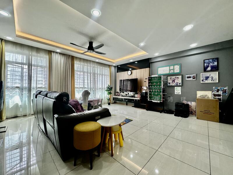 For Sale - 461C Bukit Batok West Avenue 8