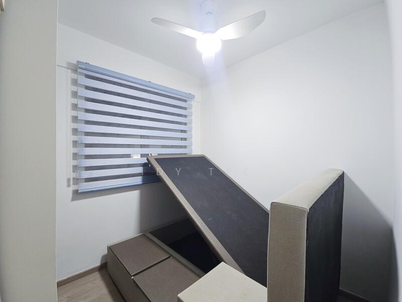 For Rent - The Visionaire