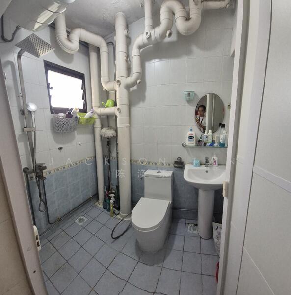 For Rent - 74A Redhill Road