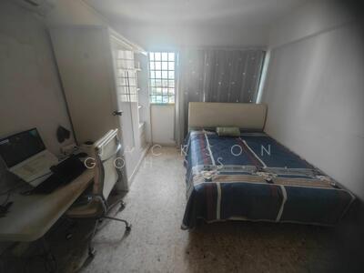For Rent - 724 Jurong West Street 72