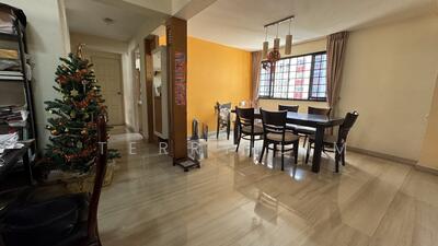 For Sale - 249 Hougang Avenue 3