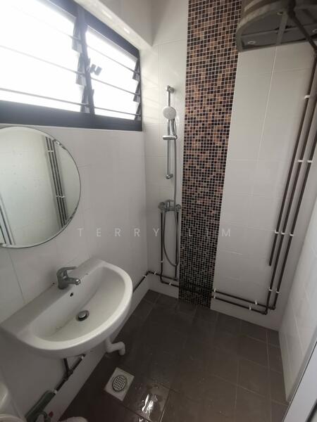 For Sale - 249 Hougang Avenue 3