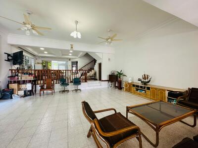 For Sale - ⭐️⭐️LANDED7772@WIDE FRONTAGE SEMI D WITH LIFT, WALK TO MRT