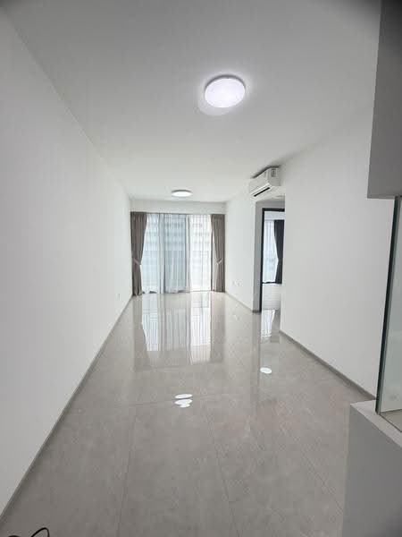 Sky Eden @ Bedok, 1 Bedok Central, Bedok / Upper East Coast, 3 Bedrooms, 893 sqft, Condominium For Sale, by Alyssa Yin, 60183219 - Living Room - PropertyGuru.com.sg