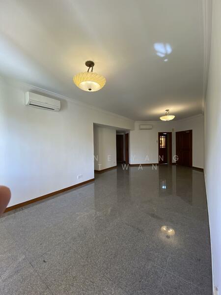 Living & Dinner Room