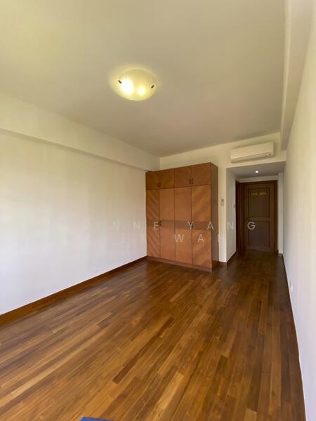 Ensuite Bedroom (Master)