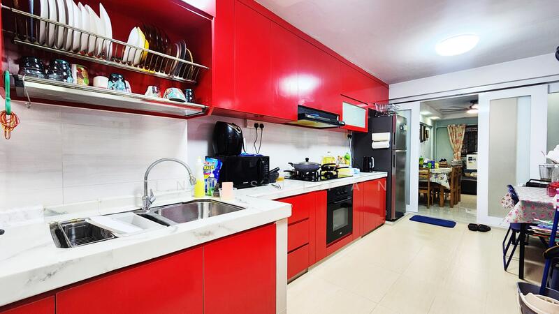 For Sale - 121 Ang Mo Kio Avenue 3