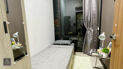 For Rent - The Crest