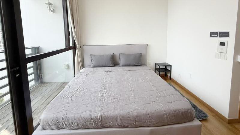 The Crest, 101 Prince Charles Crescent, Alexandra / Commonwealth, Room Rental, 100 sqft, Condominium For Rent, by Bespoke Habitat Pte Ltd, 60183302 - 06-06 MBR1 - PropertyGuru.com.sg