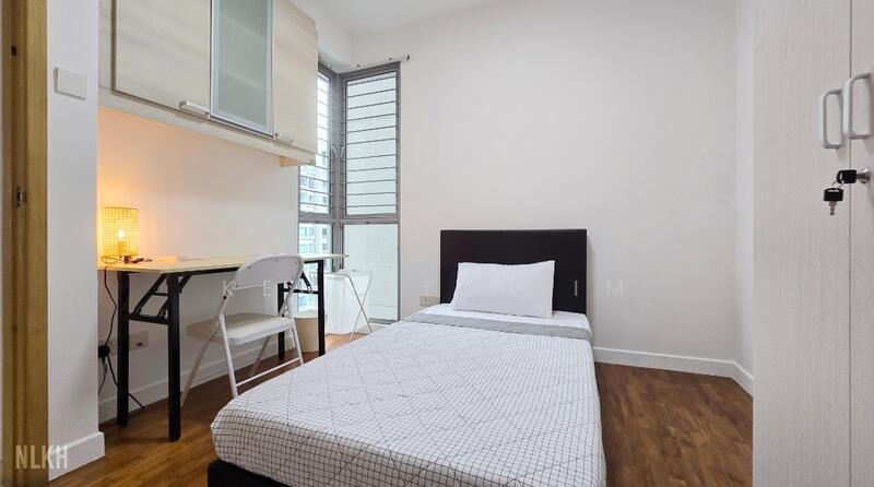 Original Bedroom CR6