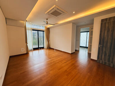 For Sale - ⭐Premium Home⭐Spacious Layout⭐Pool and Lift