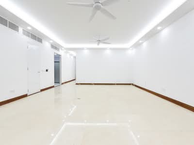 For Rent - Nassim Jade