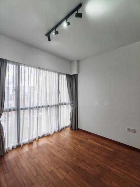 Stirling Residences, 21 Stirling Road, 3 Bedrooms, 883 sqft, Condominium For Rent, by Terence Ng, 60183560 - Master bedroom - PropertyGuru.com.sg