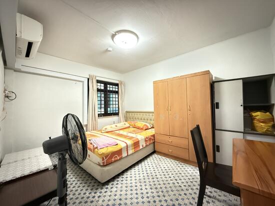 For Rent - Blk 195 kim keat