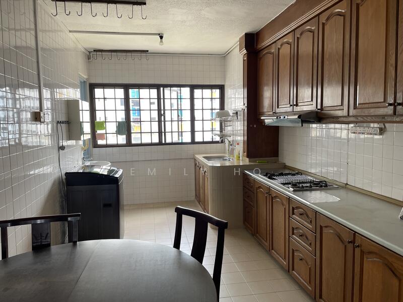 For Rent - 319 Jurong East Street 31