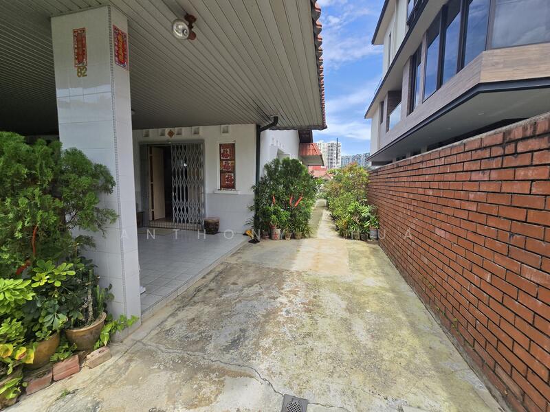 For Sale - Thomson Ridge