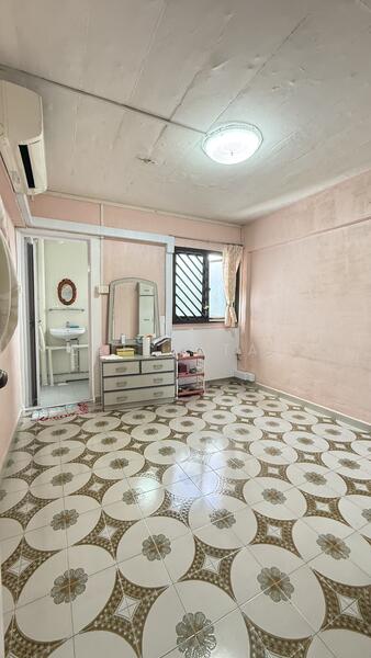 For Sale - 124 Hougang Avenue 1